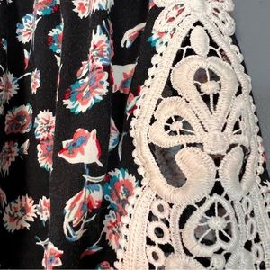 Women’s Flowing Lightweight Cinch-waist Shorts - SIZE XS/S